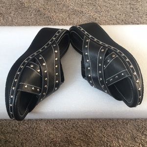 Women Donald J Pliner Leather Shoes